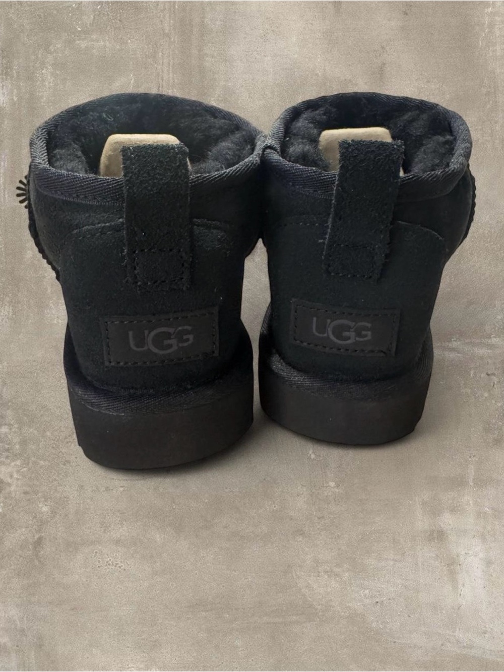 Women's UGG Classic Ultra Mini Boots - Picture 2 of 8
